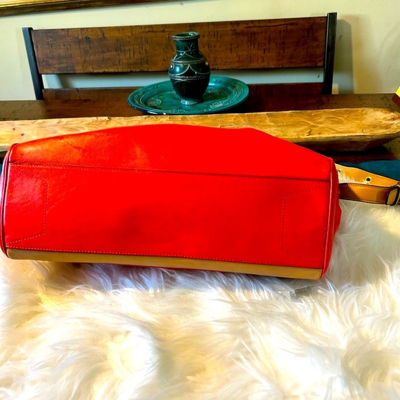 Coach Large Leather Satchel/ Shoulder Bag - Picture 5 of 9